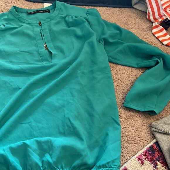 Zara small green blouse - Picture 3 of 7